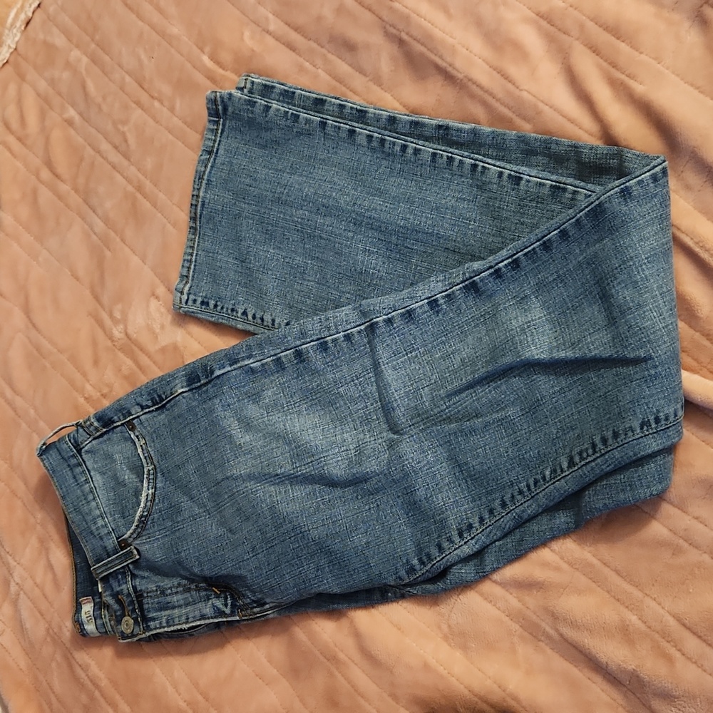Levi's 515 size 6L